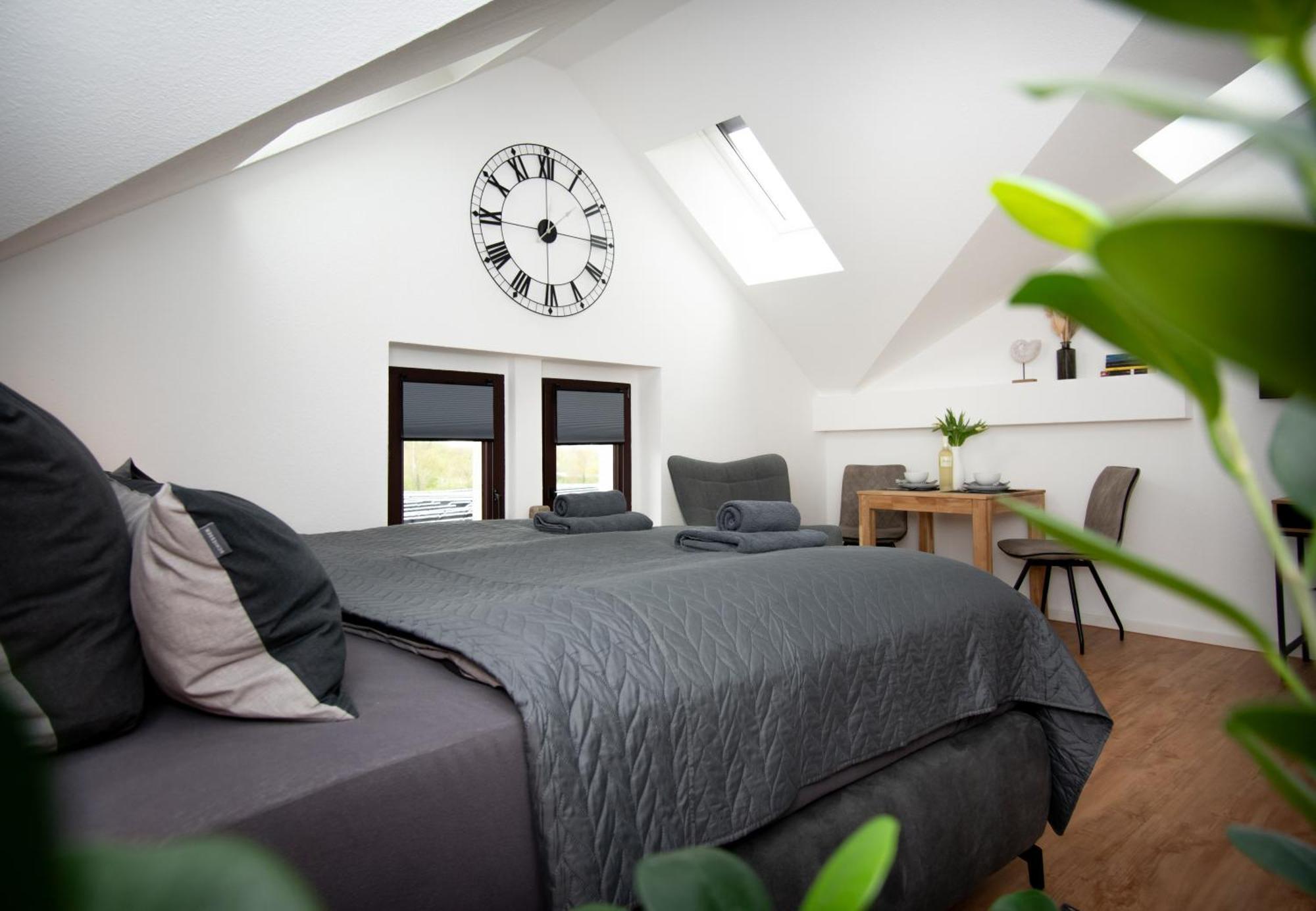 Sweethome - Zentral - Kueche & Parkplatz, Wifi Halle  Luaran gambar