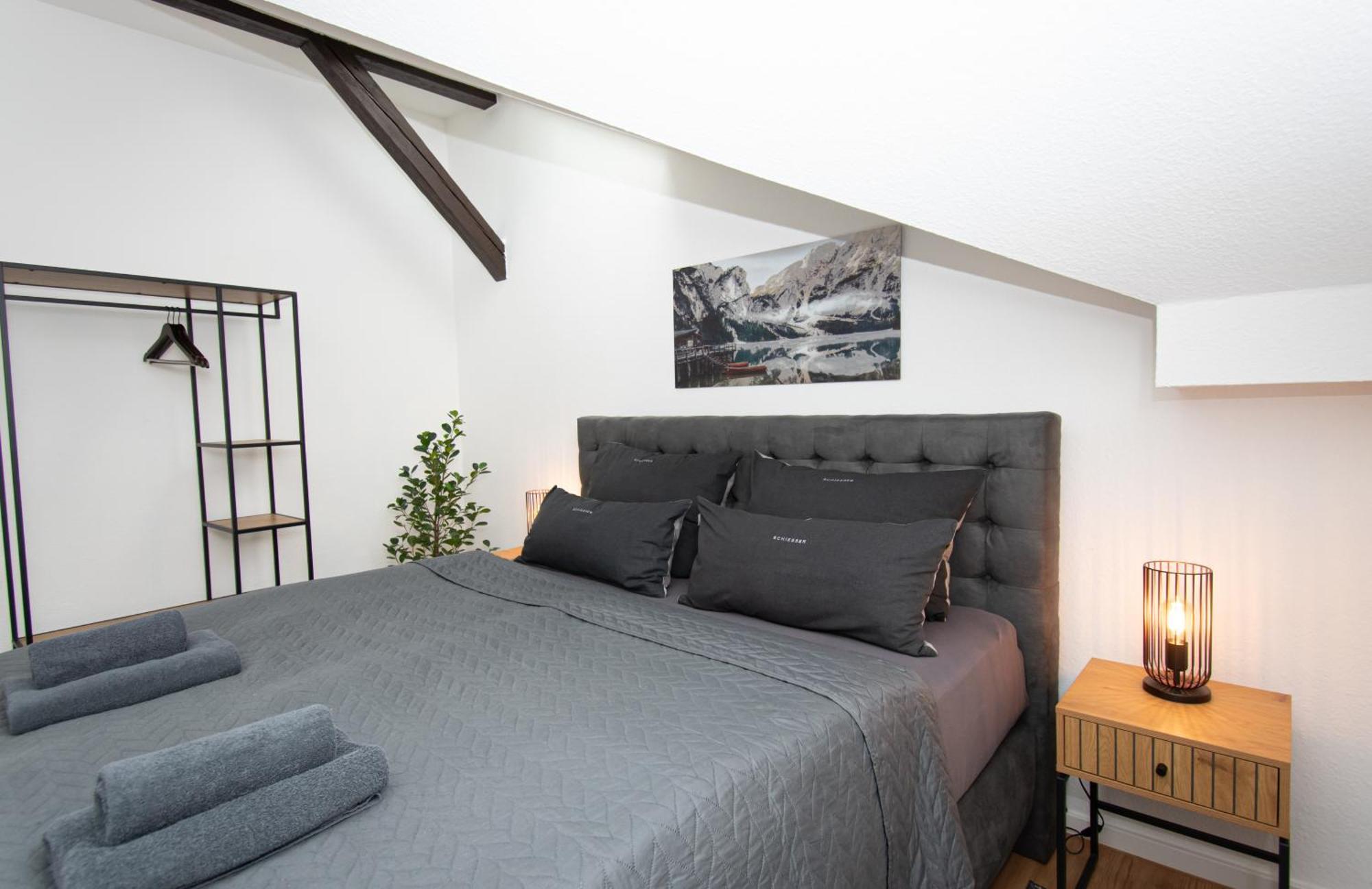 Sweethome - Zentral - Kueche & Parkplatz, Wifi Halle  Luaran gambar