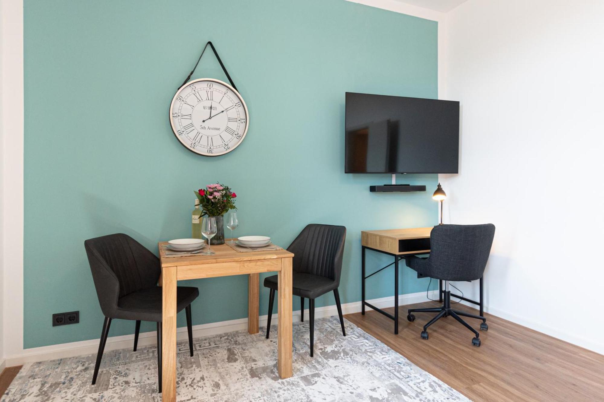 Sweethome - Zentral - Kueche & Parkplatz, Wifi Halle  Luaran gambar