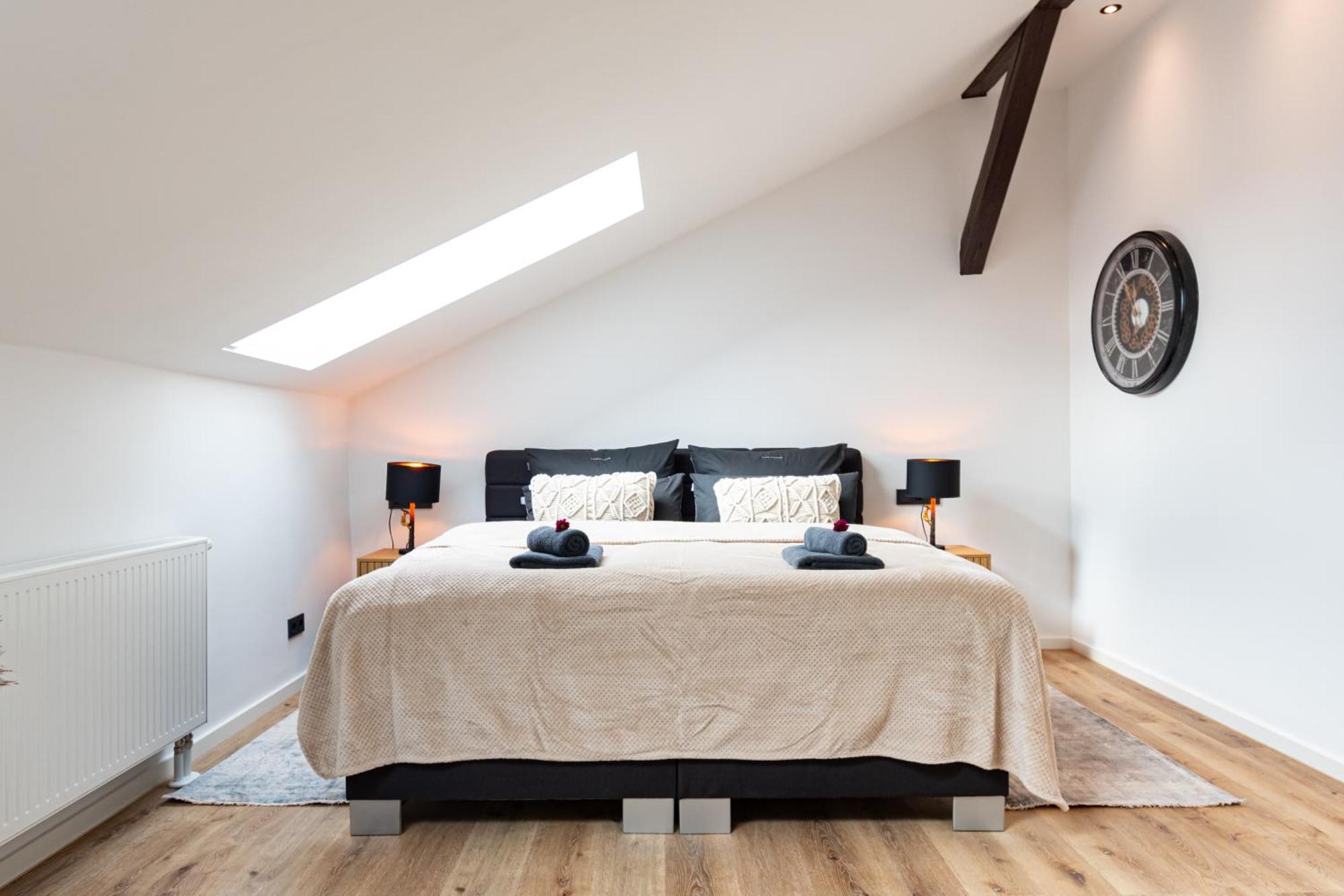Sweethome - Zentral - Kueche & Parkplatz, Wifi Halle  Luaran gambar