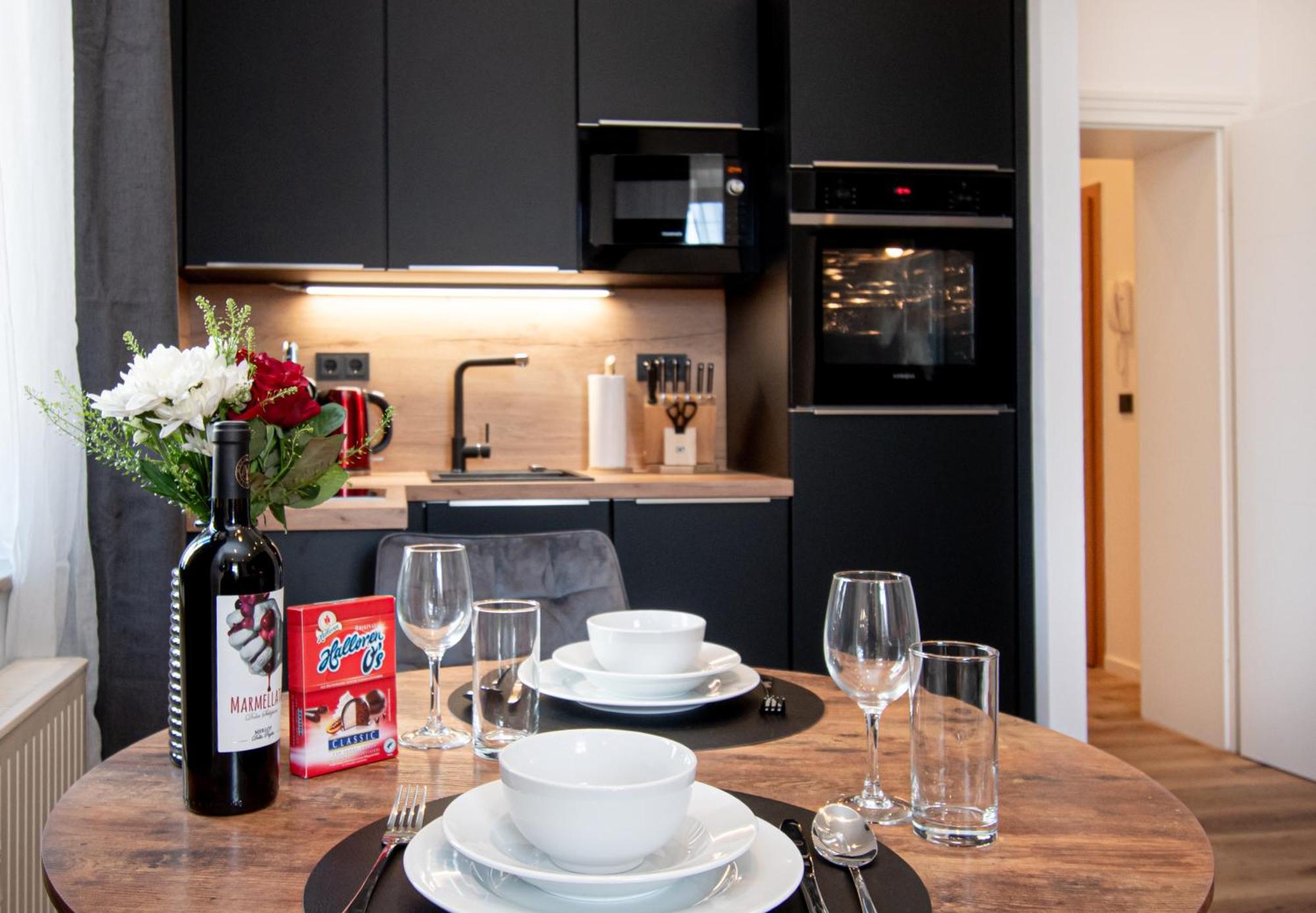 Sweethome - Zentral - Kueche & Parkplatz, Wifi Halle  Luaran gambar